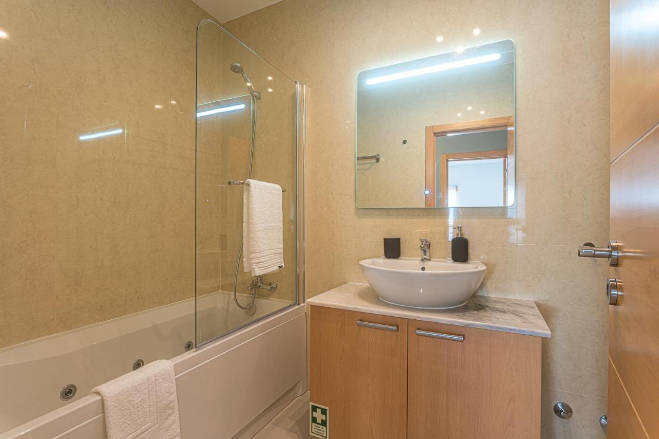 Апартаменти Apartamento T3 Mar Azul Назаре Екстер'єр фото